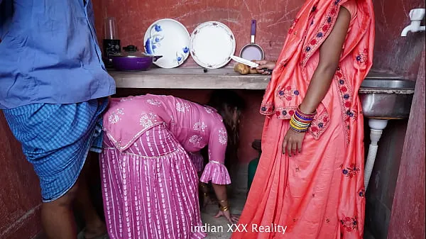 Νέος σωλήνας τροφοδοσίας Indian step Family in Kitchen XXX in hindi